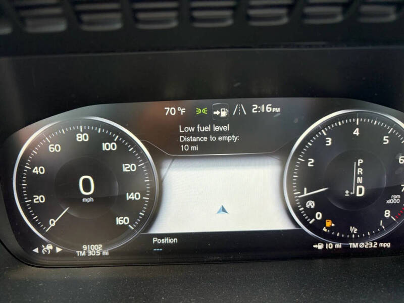 2017 Volvo XC90 T5 Momentum