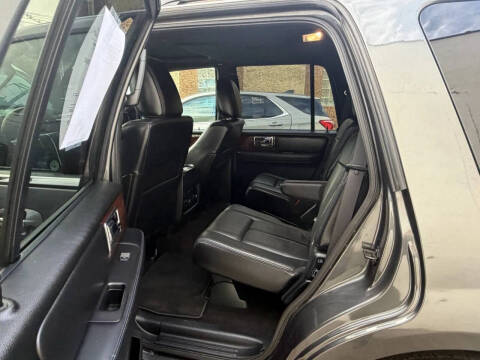 2016 Lincoln Navigator Select