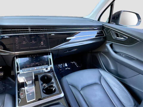 2022 Audi Q7 quattro Premium Plus 55 TFSI