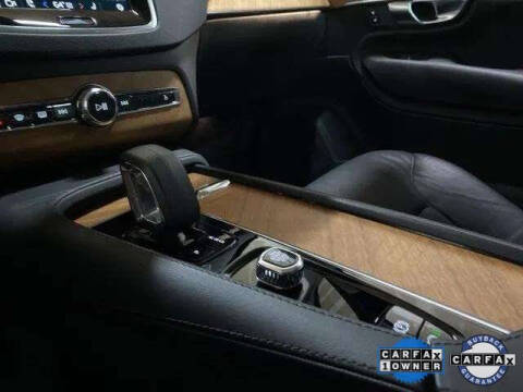 2025 Volvo XC90 B6 Plus Bright Theme 7P