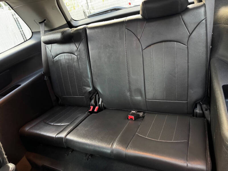 2013 GMC Acadia Denali