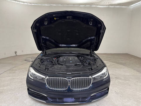 2017 BMW 7 Series 740i