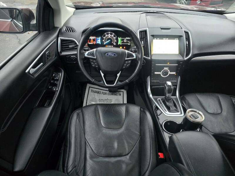 2016 Ford Edge Titanium