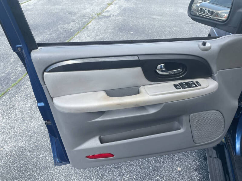 2005 GMC Envoy XL SLE