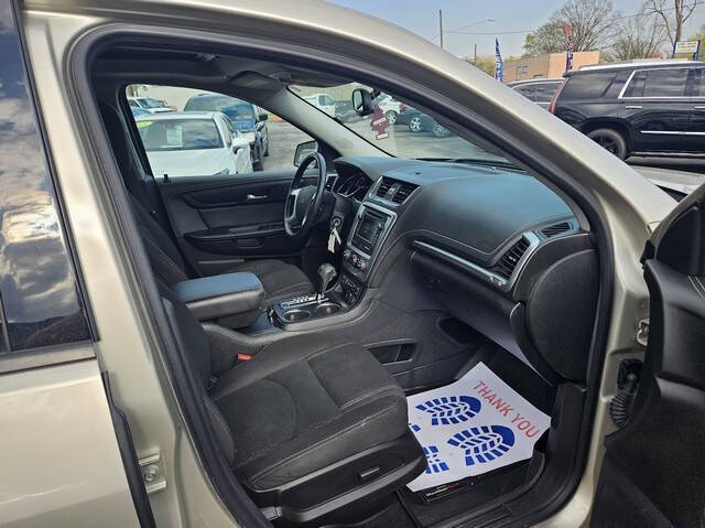 2015 GMC Acadia SLE-2
