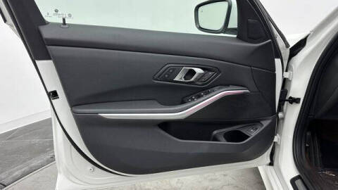 2025 BMW 3 Series 330i