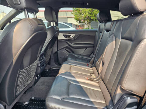 2018 Audi Q7 2.0T quattro Premium Plus