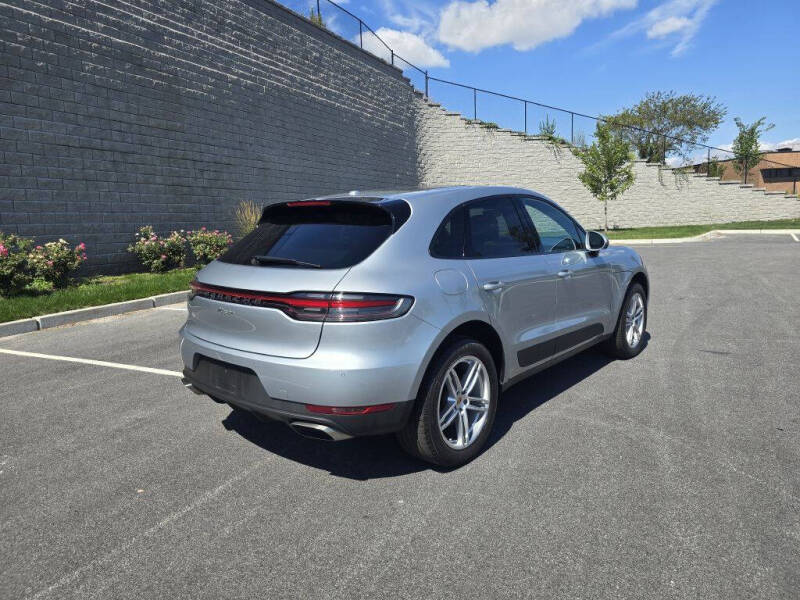 2021 Porsche Macan
