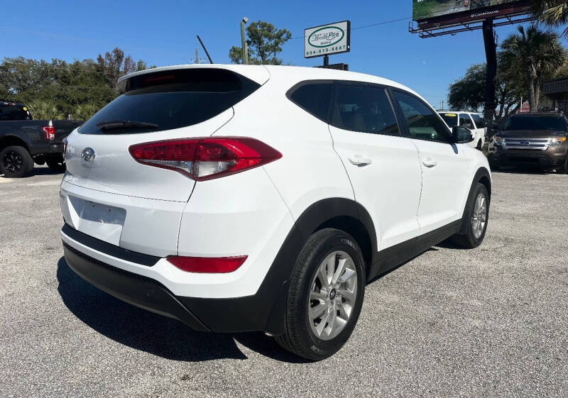 2016 Hyundai Tucson SE - Photo 7