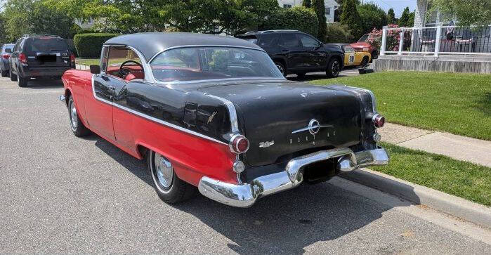 1955 Pontiac Chieftain