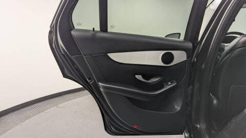 2019 Mercedes-Benz GLC GLC 300