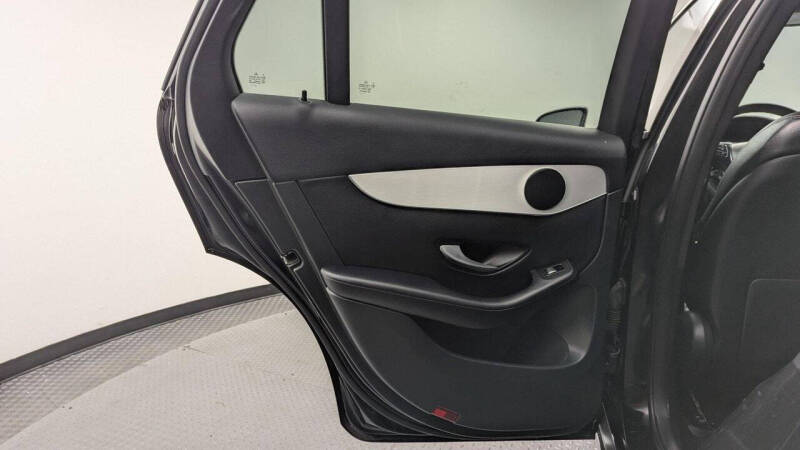 2019 Mercedes-Benz GLC GLC 300