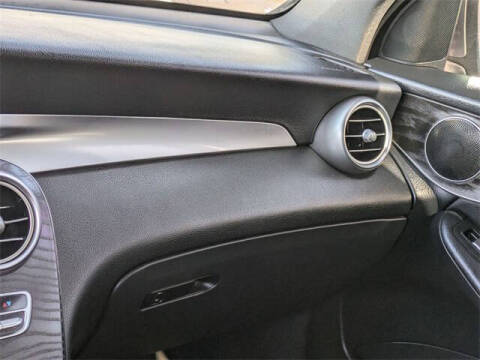 2018 Mercedes-Benz GLC GLC 300