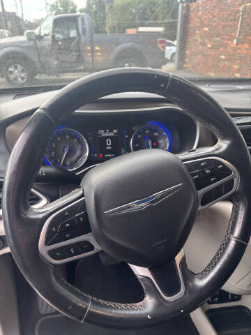 2019 Chrysler Pacifica Touring L