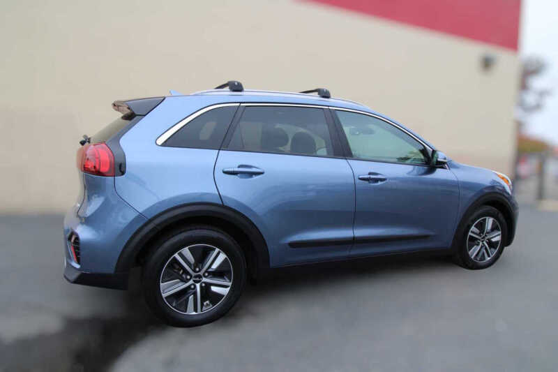 2022 Kia Niro Plug-In Hybrid EX Premium
