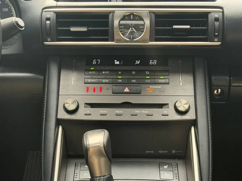 2019 Lexus IS 300