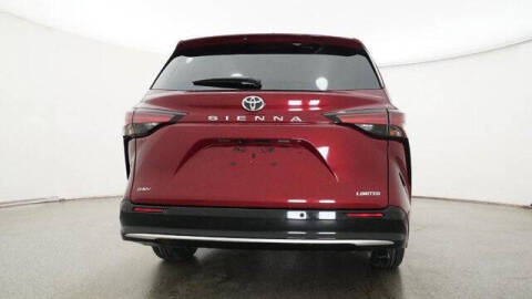 2026 Toyota Sienna Limited 7-Passenger