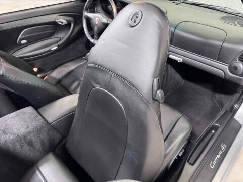 2004 Porsche 911 Carrera 4S