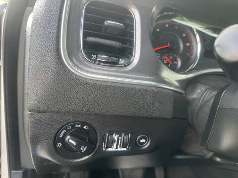 2014 Dodge Charger SXT