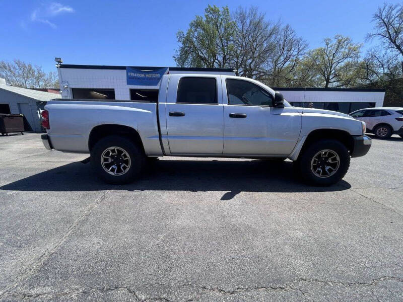 2005 Dodge Dakota SLT