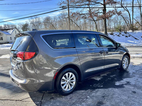 2017 Chrysler Pacifica Touring