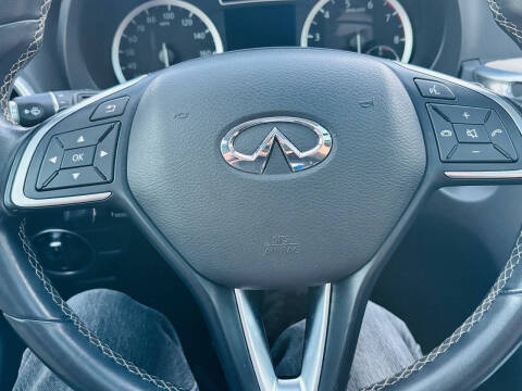 2019 Infiniti QX30 Luxe