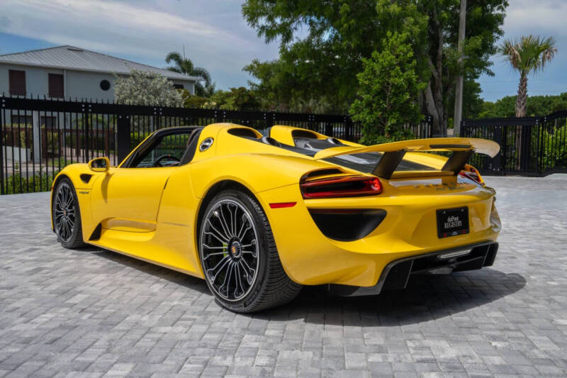 2015 Porsche 918 Spyder