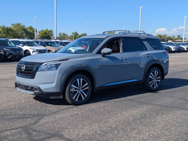 2025 Nissan Pathfinder Platinum