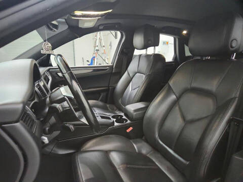 2017 Porsche Macan