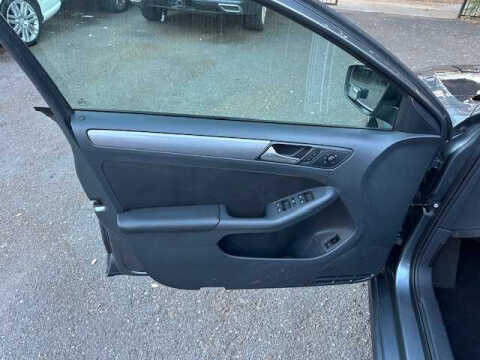 2016 Volkswagen Jetta 1.8T Sport