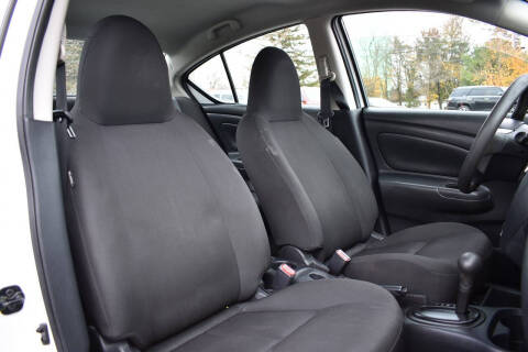 2016 Nissan Versa 1.6 S Plus