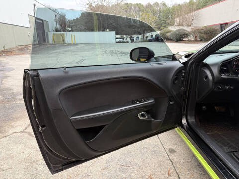 2016 Dodge Challenger SXT