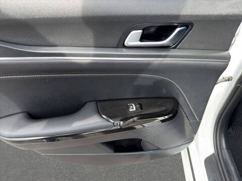 2025 Kia K5