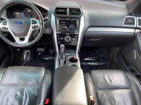 2014 Ford Explorer Sport