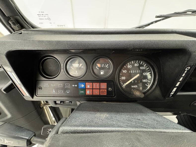 1991 Land Rover Defender