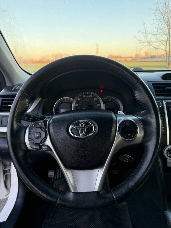 2014 Toyota Camry SE