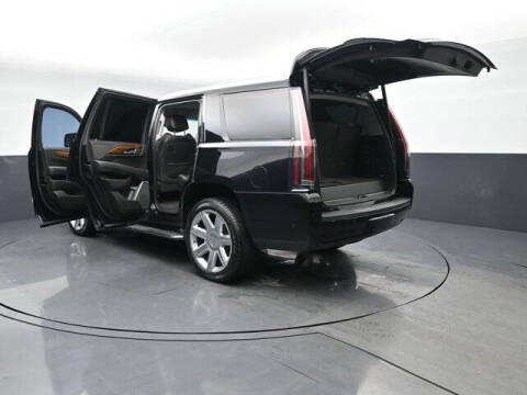 2020 Cadillac Escalade Luxury