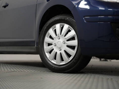 2012 Nissan Versa 1.8 S