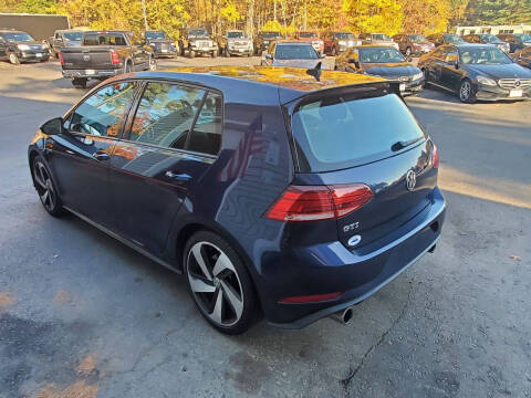 2018 Volkswagen Golf GTI SE