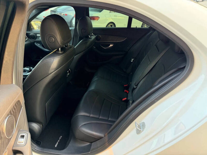 2016 Mercedes-Benz C-Class