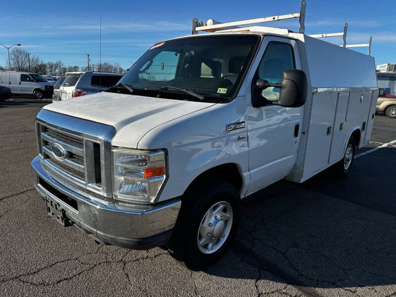 2012 Ford E-Series for sale at Progressive Auto Finance in Fredericksburg VA