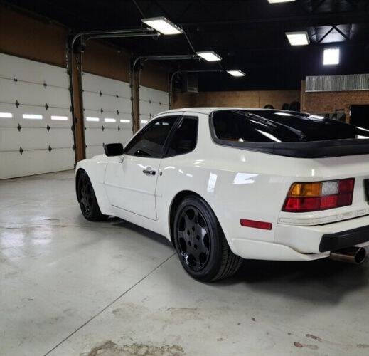 1987 Porsche 944 Turbo