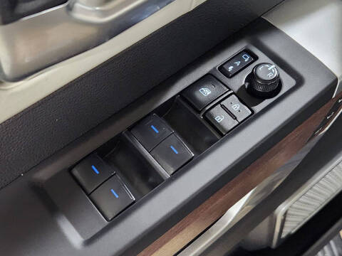 2023 Toyota Tundra Capstone HV