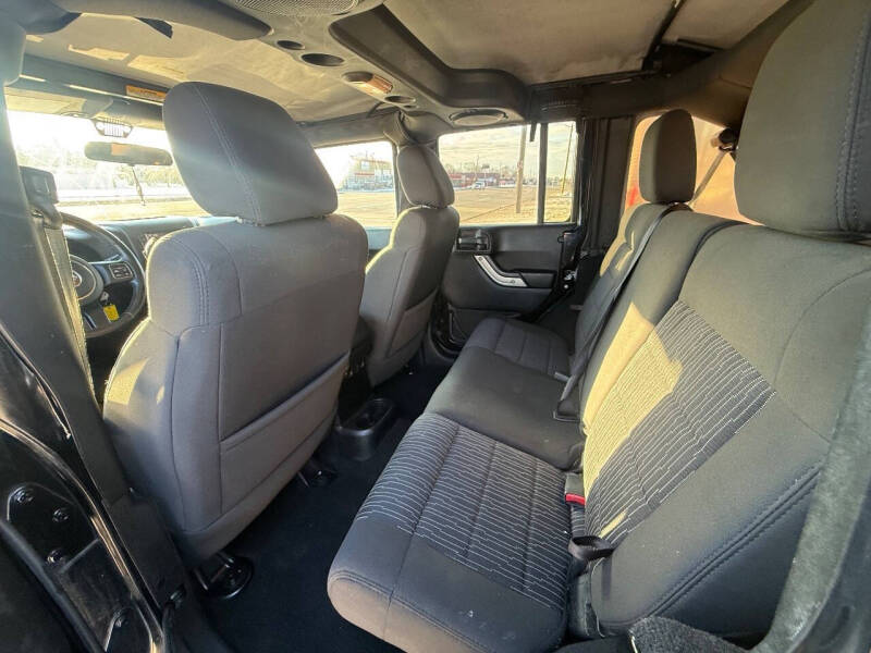 2012 Jeep Wrangler Unlimited Sahara