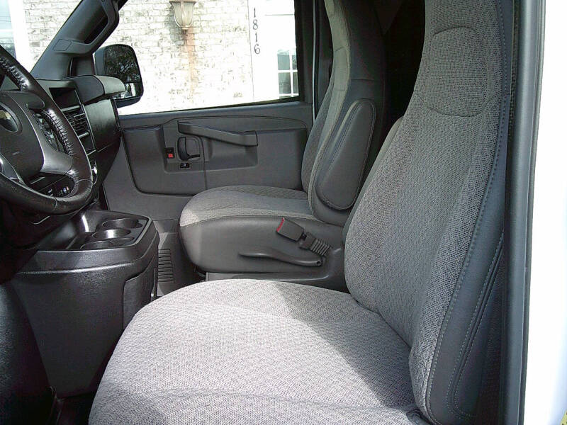 2019 Chevrolet Express 2500