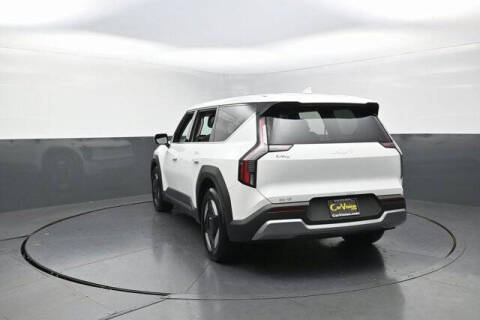 2024 Kia EV9 Light Long Range