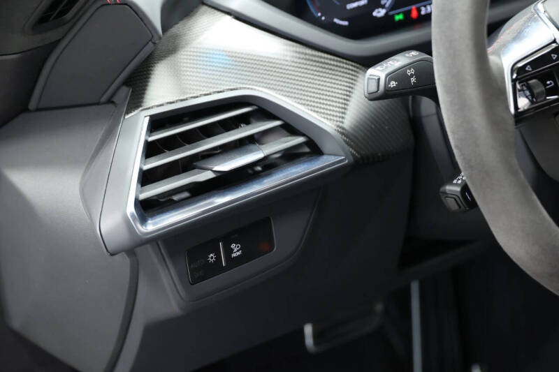 2022 Audi RS e-tron GT quattro