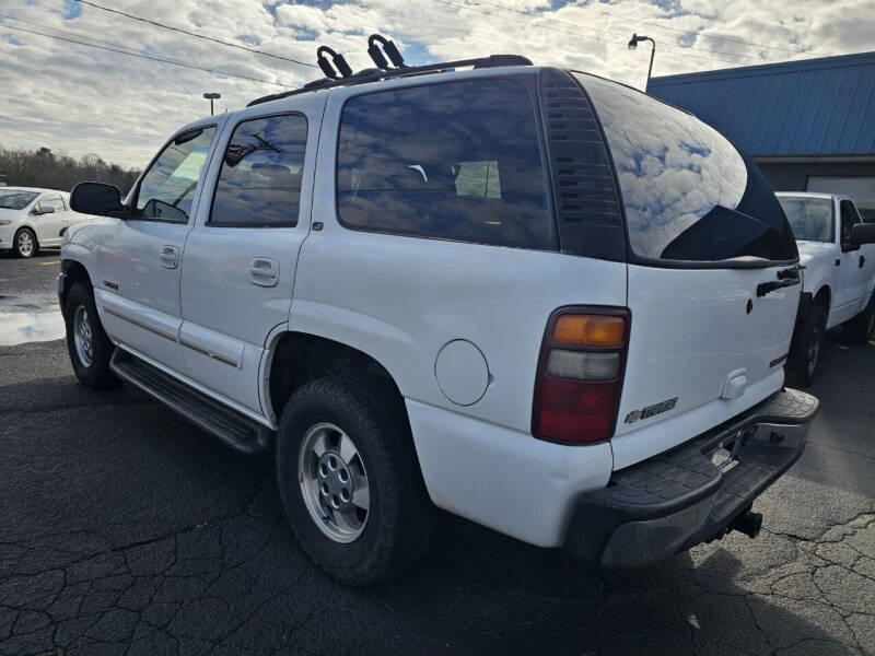 2003 Chevrolet Tahoe LS photo 8