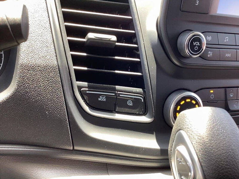 2025 Ford Transit 250