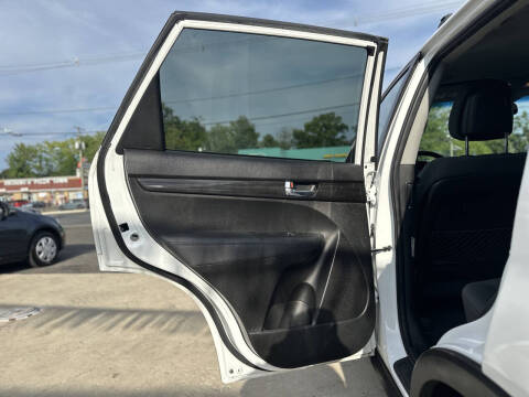 2013 Kia Sorento LX